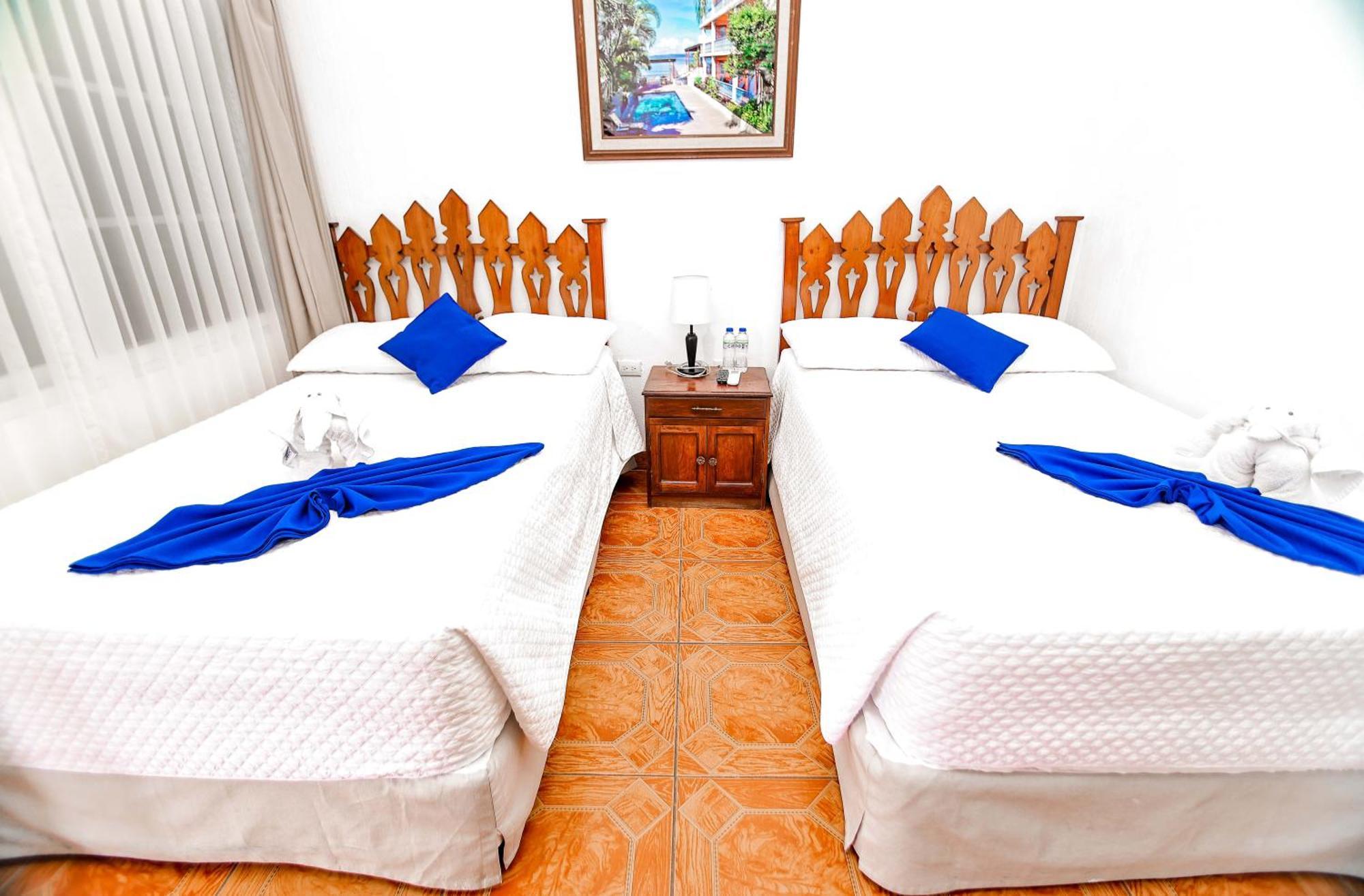 Hotel Villa Del Lago Flores Exterior foto